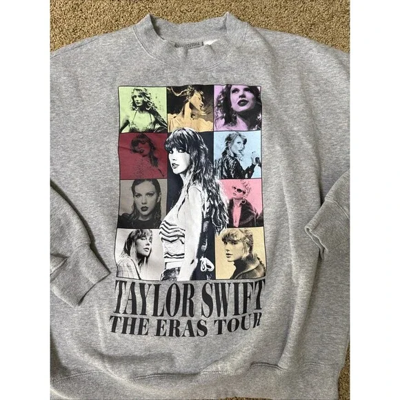 Taylor Swift The Eras Tour Graphic Sweatshirt Grey Crewneck Pullover Medium - Picture 8 of 8